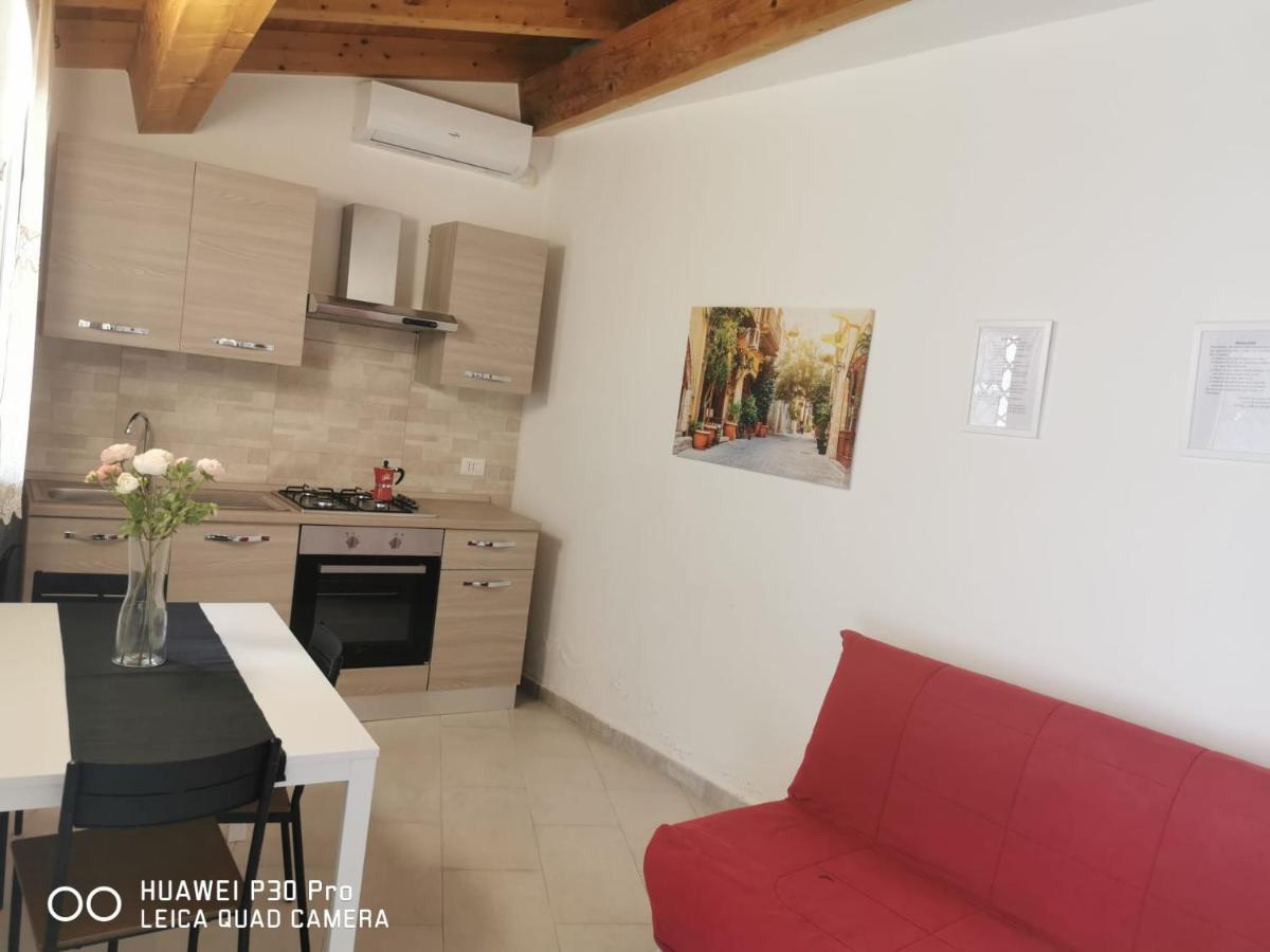 Il Giardino In Centro Apartment Catania Luaran gambar